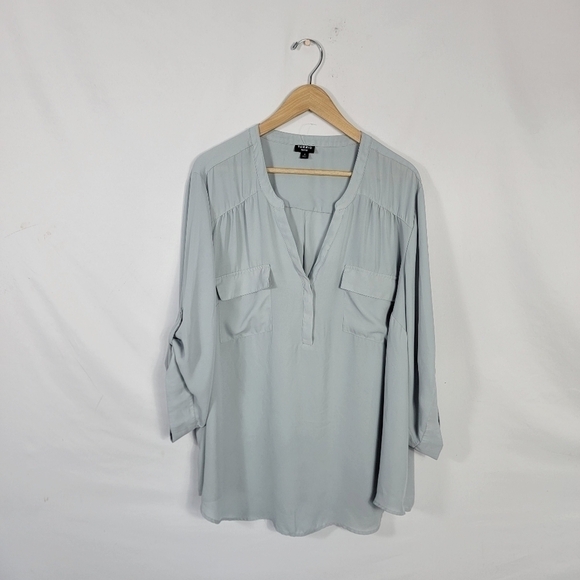 Torrid Size 4 blouse - Picture 1 of 4